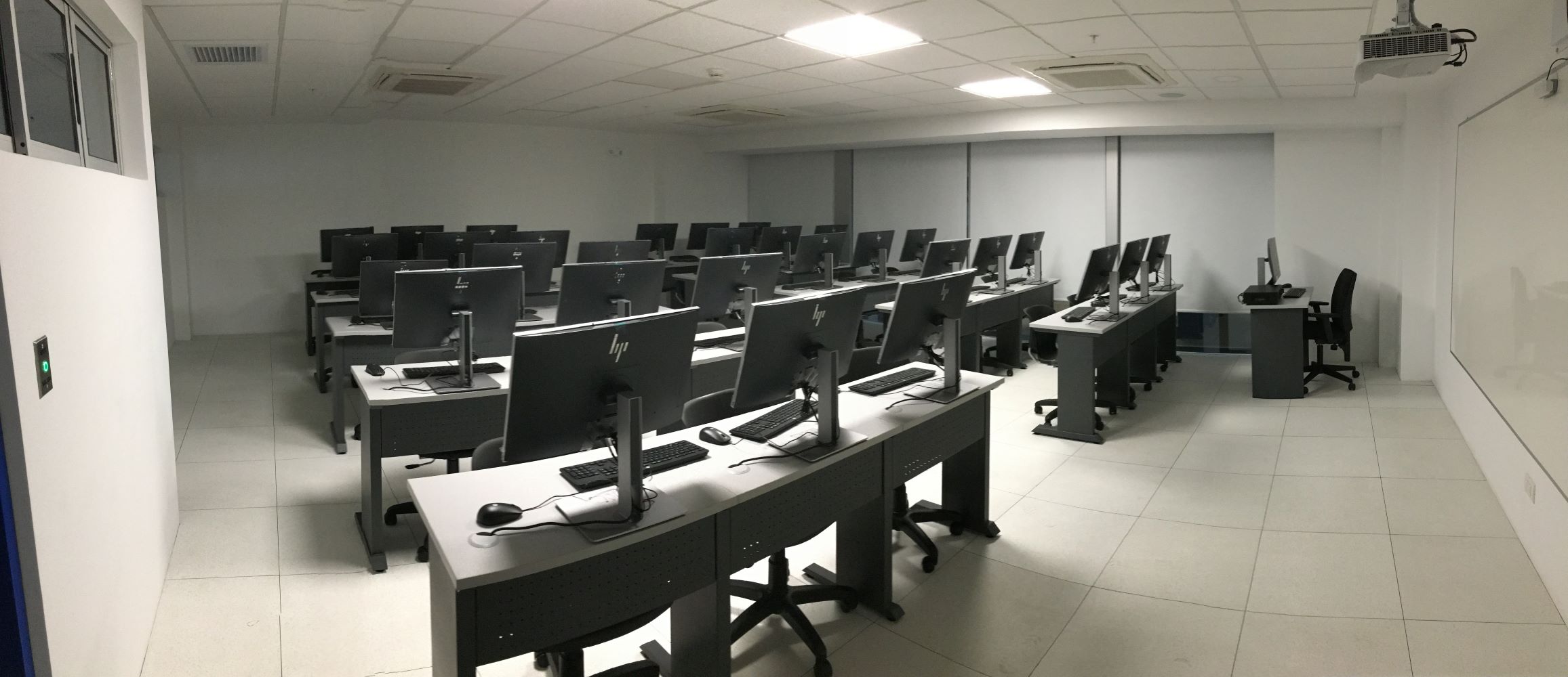 SENATI - salones diseñados por visso para senati