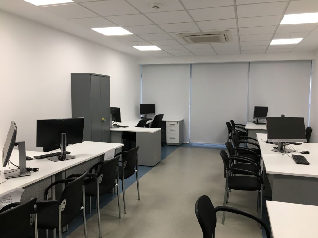 SENATI - mobiliario diseñado por visso para oficinas