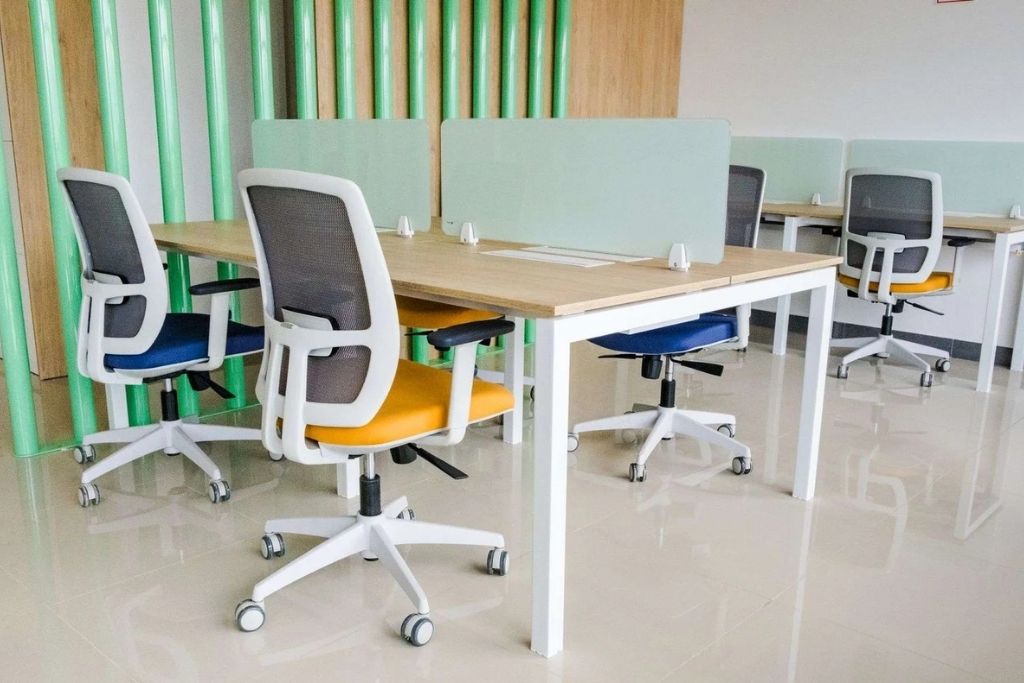 materiales de una silla ergonomica 2