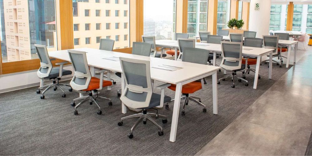 organizar el espacio de trabajo sillas ergonómicas para oficina