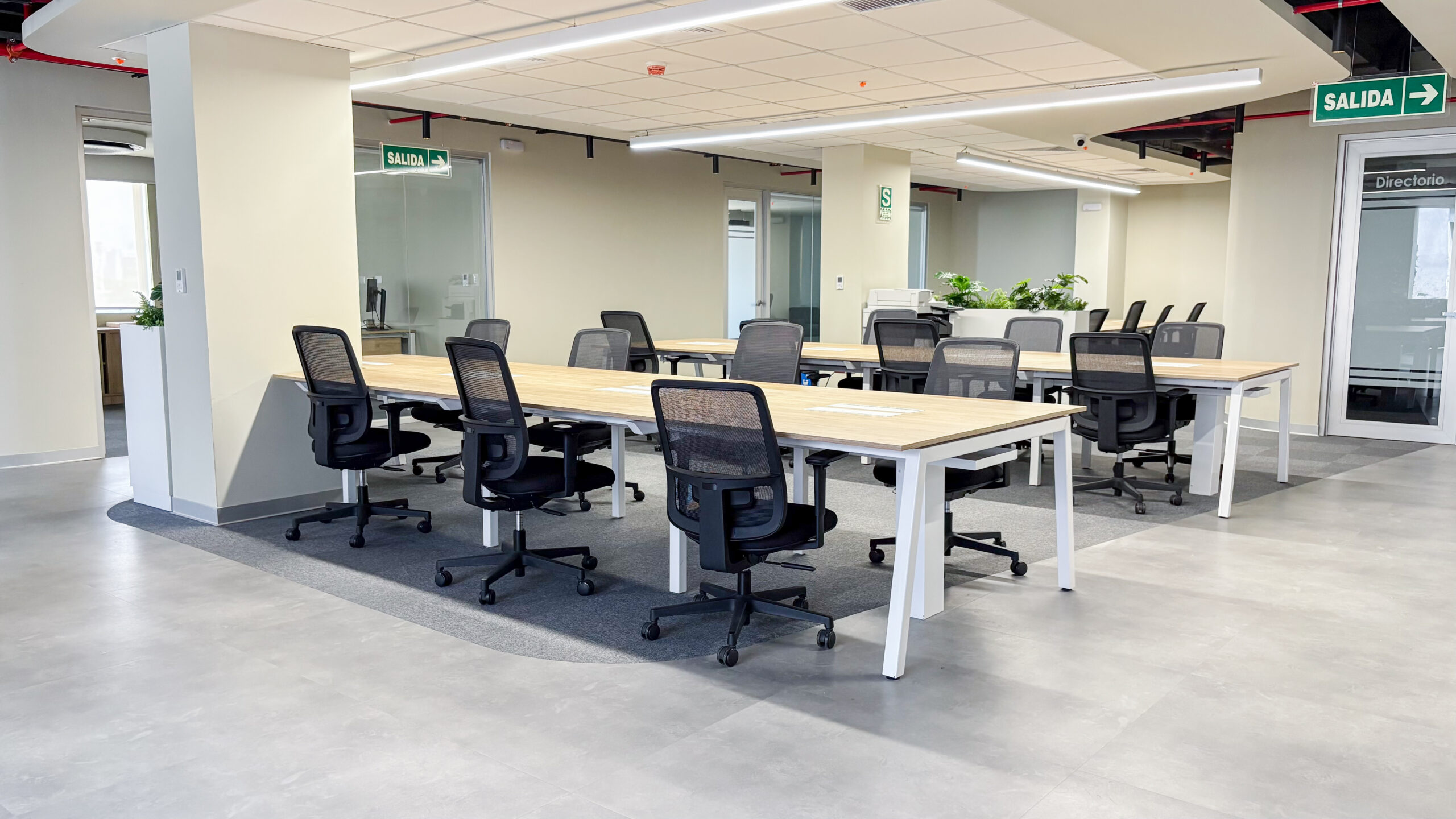 Proyecto Ajinomoto - bench aster para espacios compartidos