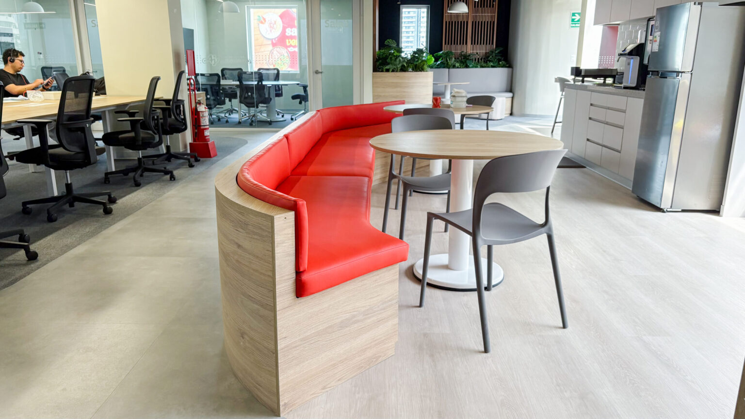 Proyecto Ajinomoto - mobiliario para espacios de descanso
